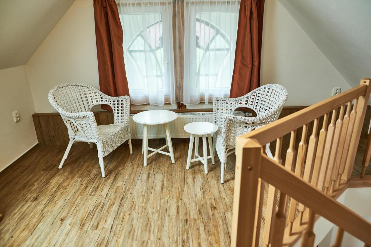Apartmany Na Fare Bila  Ngoại thất bức ảnh